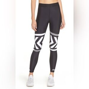 Alala moto leggings Medium Black and White
